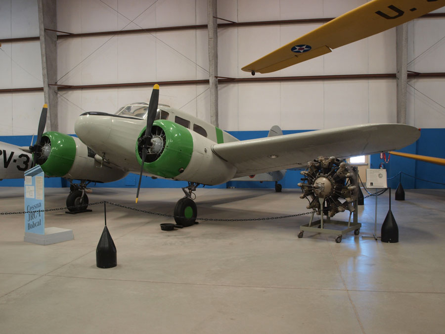 A picture of the Cessna UC-78B Bobcat